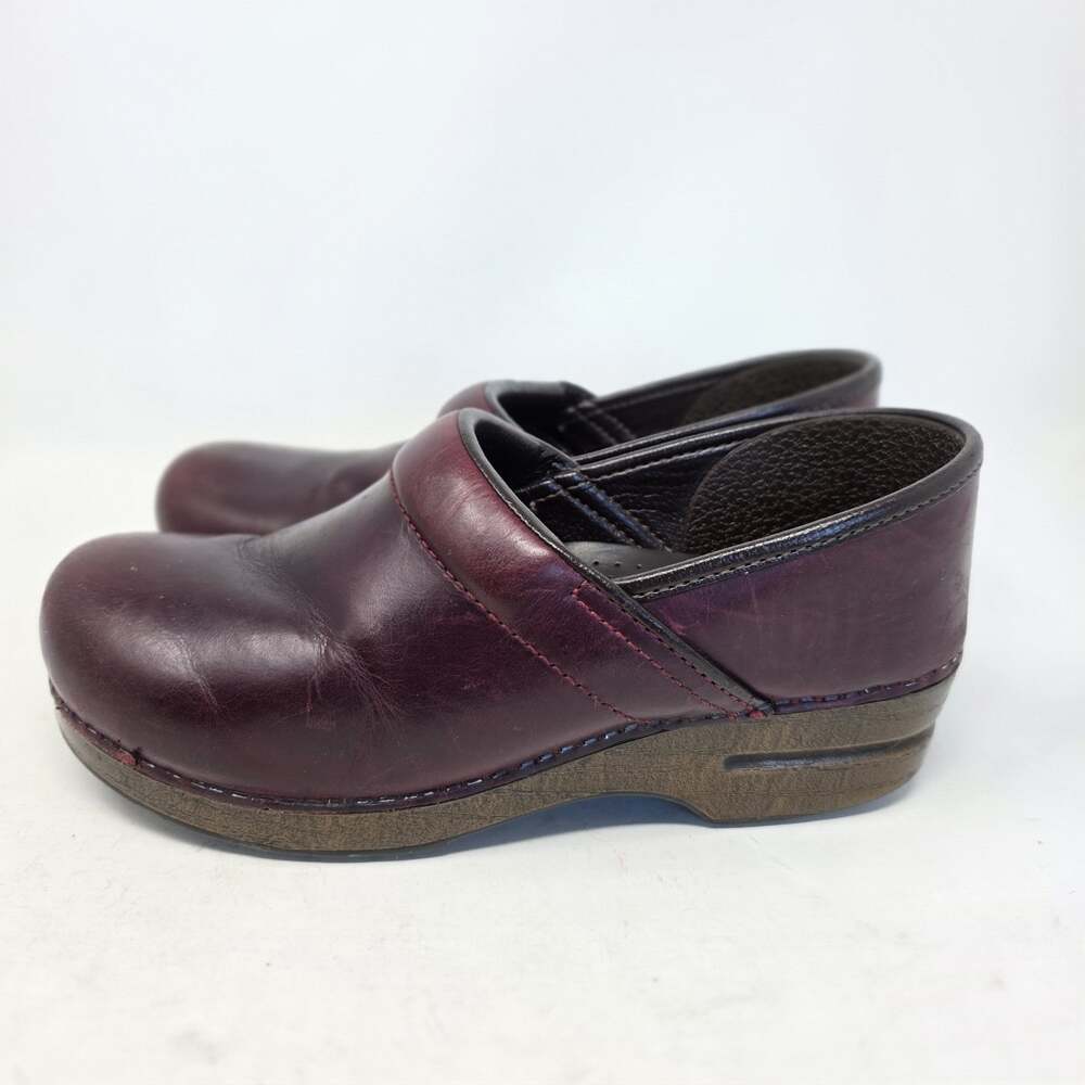 Dansko Professional Clogs Shoes Burgundy Leather Size 40 EU 9.5 US